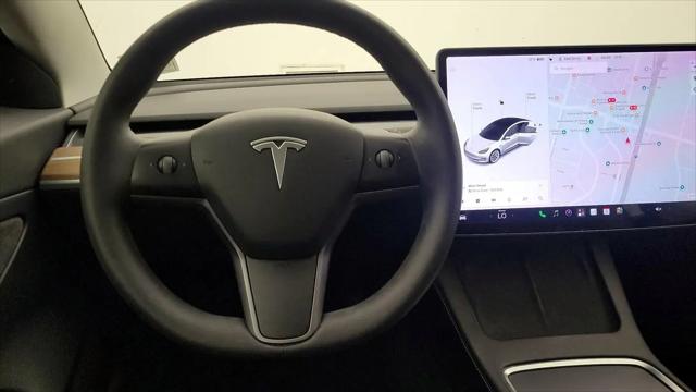 2021 Tesla Model 3 Standard Range Plus Rear-Wheel Drive