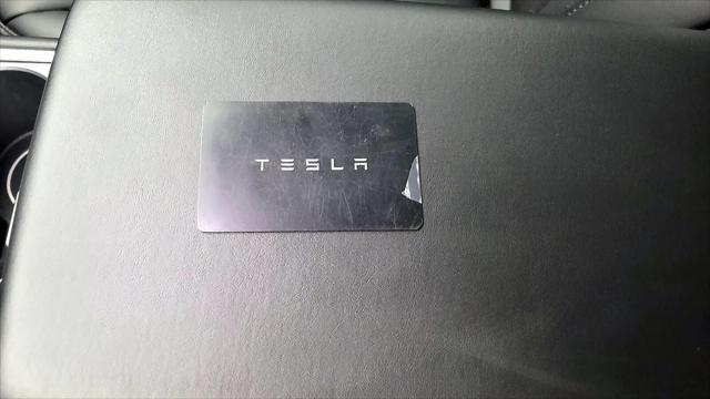 2021 Tesla Model 3 Standard Range Plus Rear-Wheel Drive