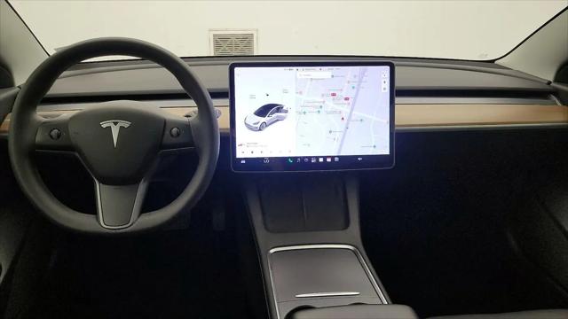 2021 Tesla Model 3 Standard Range Plus Rear-Wheel Drive