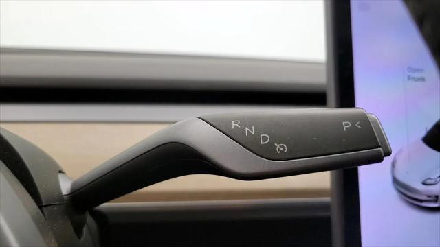 2021 Tesla Model 3 Standard Range Plus Rear-Wheel Drive