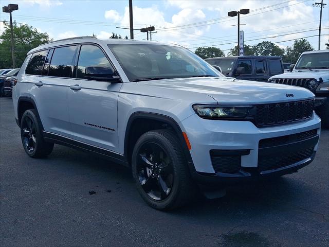2023 Jeep Grand Cherokee L Altitude 4x4