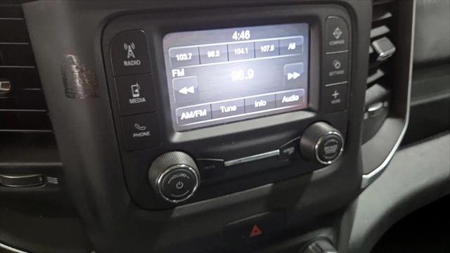 2021 Ram 1500 Big Horn Crew Cab 4x4 5'7" Box