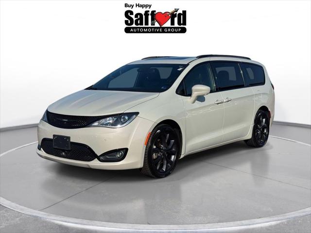 2020 Chrysler Pacifica Touring L 2020 Chrysler Pacifica Touring L