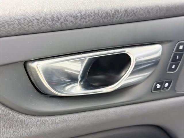 2021 Volvo S60 Momentum