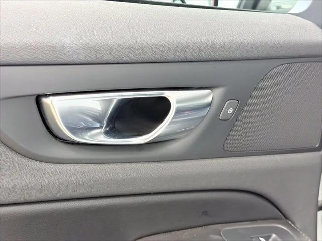 2021 Volvo S60 Momentum