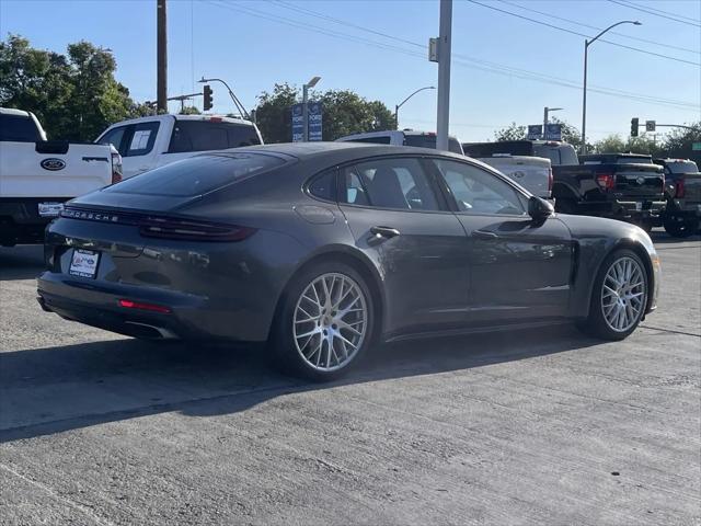 2018 Porsche Panamera 4