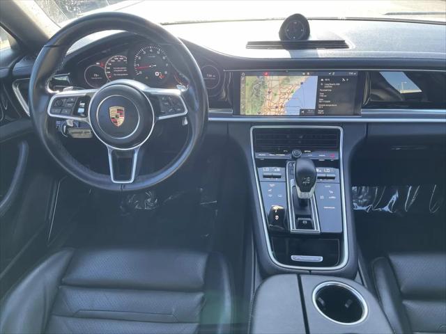 2018 Porsche Panamera 4