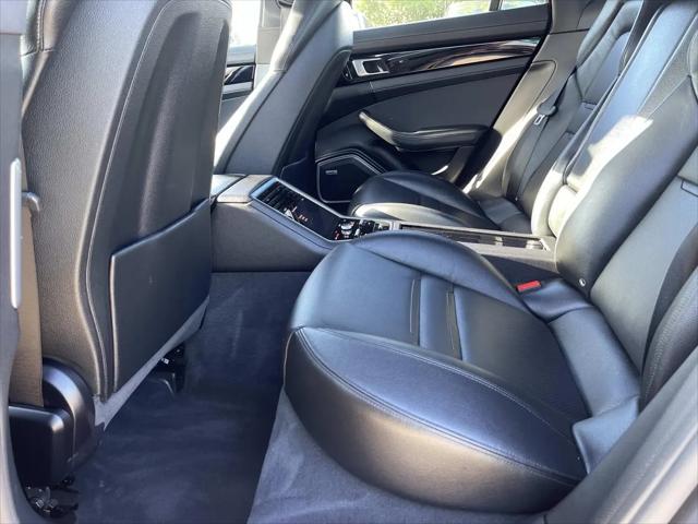 2018 Porsche Panamera 4