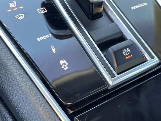2018 Porsche Panamera 4