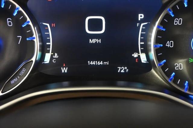 2017 Chrysler Pacifica Touring-L Plus