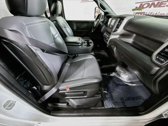 2022 Ram 3500 Tradesman Regular Cab 4x4 8 Box