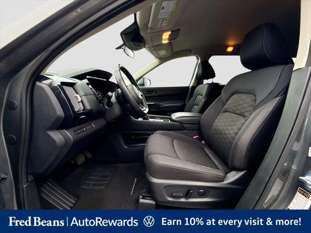2023 Nissan Pathfinder SV 4WD