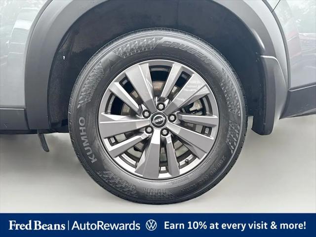 2023 Nissan Pathfinder SV 4WD