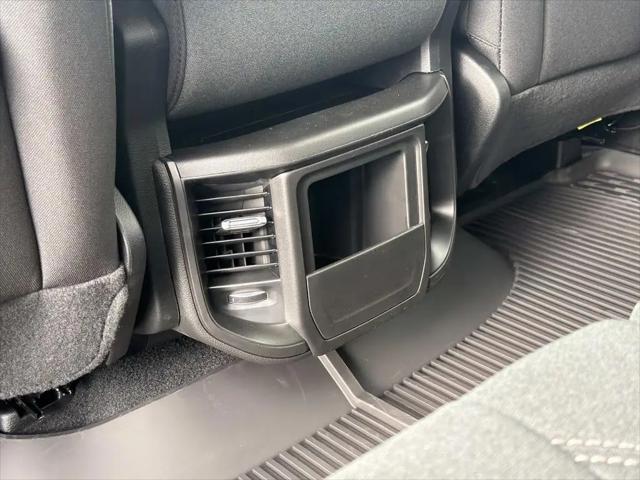 2026 Ram 1500 Warlock Crew Cab 4x4 5'7" Box