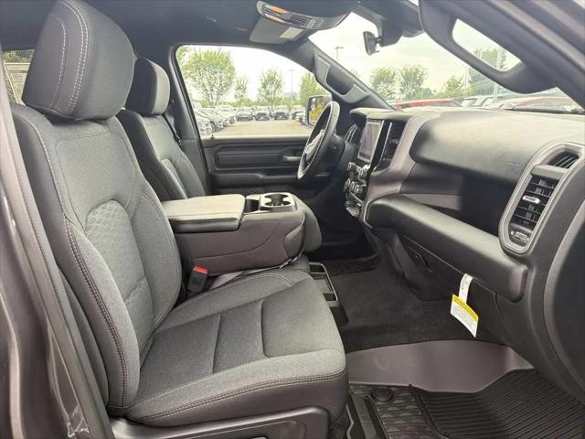 2026 Ram 1500 Warlock Crew Cab 4x4 5'7" Box