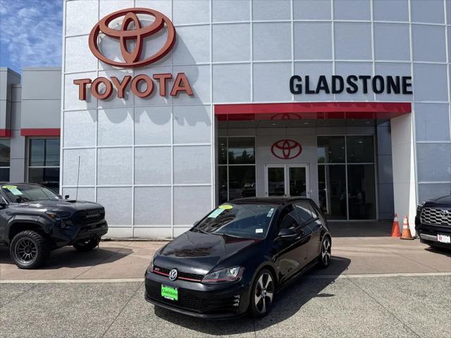 2017 Volkswagen Golf GTI SE 4-Door for sale in Gladstone, OR