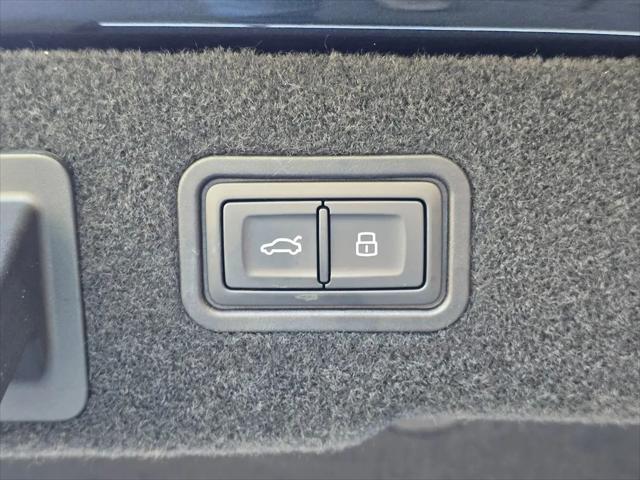 2023 Audi A8 L 55 TFSI quattro Tiptronic