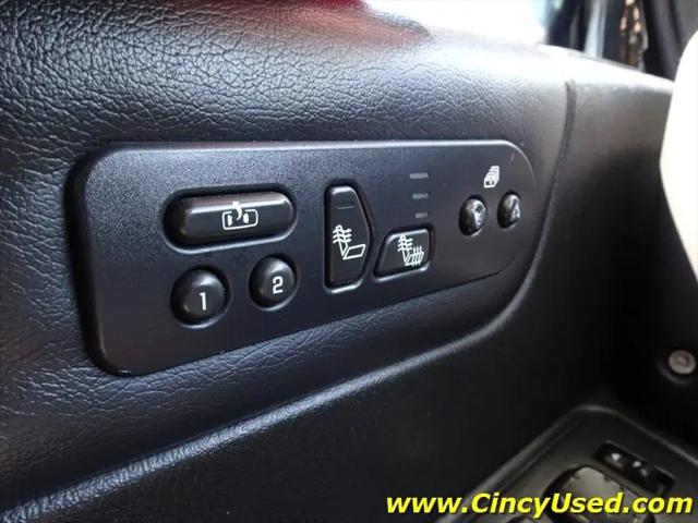 2005 HUMMER H2 Base
