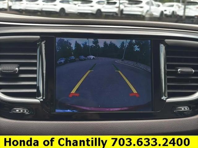 2017 Chrysler Pacifica Touring-L