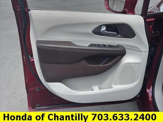 2017 Chrysler Pacifica Touring-L