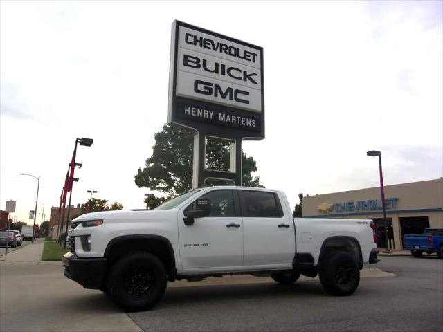 2021 Chevrolet Silverado 2500HD 4WD Crew Cab Standard Bed Custom for sale in Leavenworth, KS