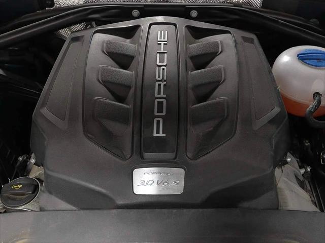 2016 Porsche Macan S