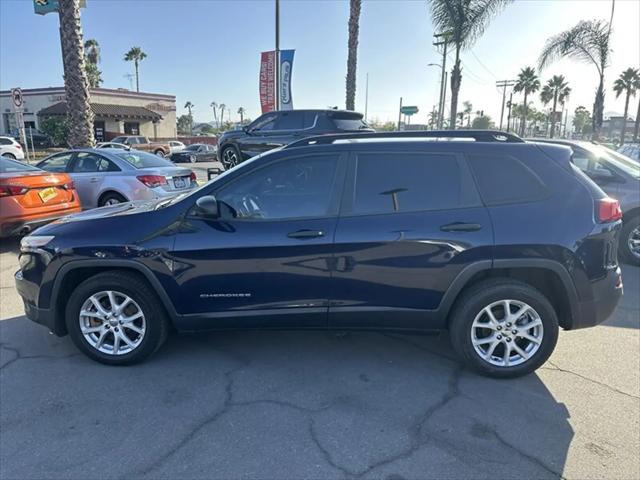 2016 Jeep Cherokee Sport