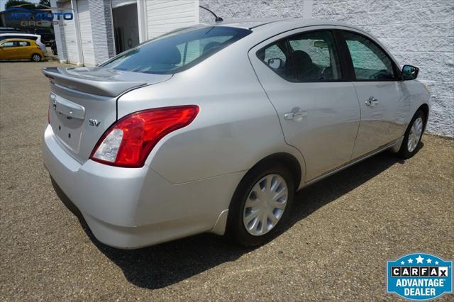 2016 Nissan Versa 1.6 SV