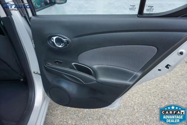 2016 Nissan Versa 1.6 SV