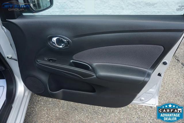 2016 Nissan Versa 1.6 SV