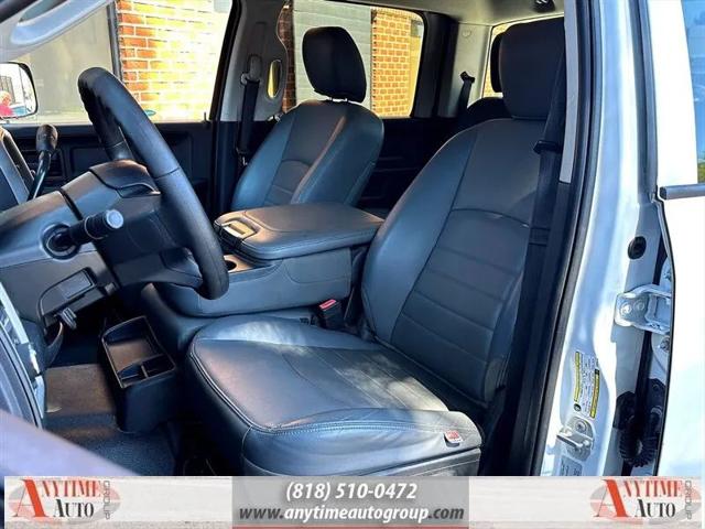 2017 Ram 3500 Tradesman Crew Cab 4x4 64 Box