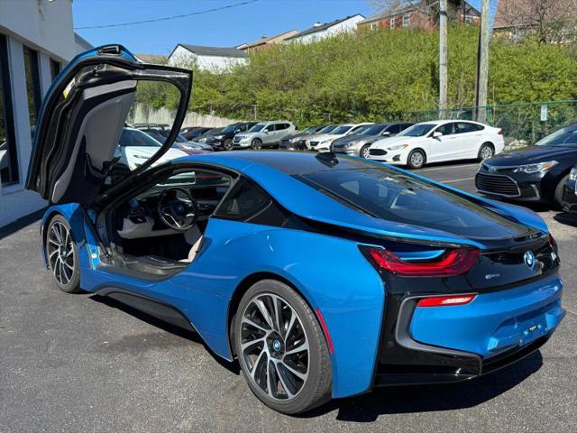 2015 BMW i8 Base