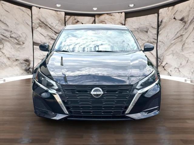 2023 Nissan Altima SV FWD