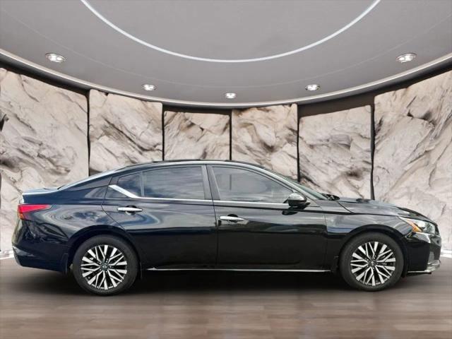 2023 Nissan Altima SV FWD