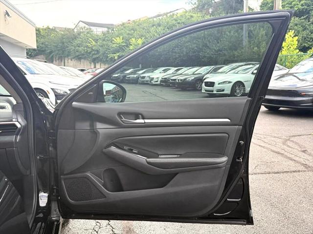 2023 Nissan Altima SV FWD