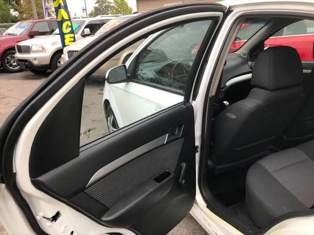 2011 Chevrolet Aveo 1LT