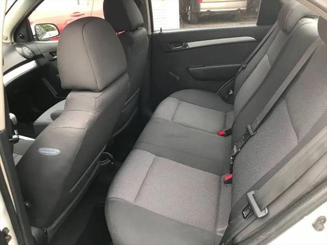 2011 Chevrolet Aveo 1LT