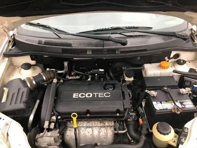2011 Chevrolet Aveo 1LT