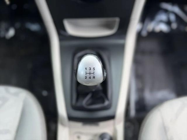 2012 Ford Fiesta SE