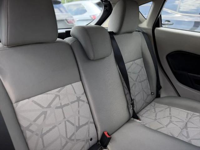 2012 Ford Fiesta SE