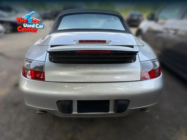 2001 Porsche 911 Carrera 4