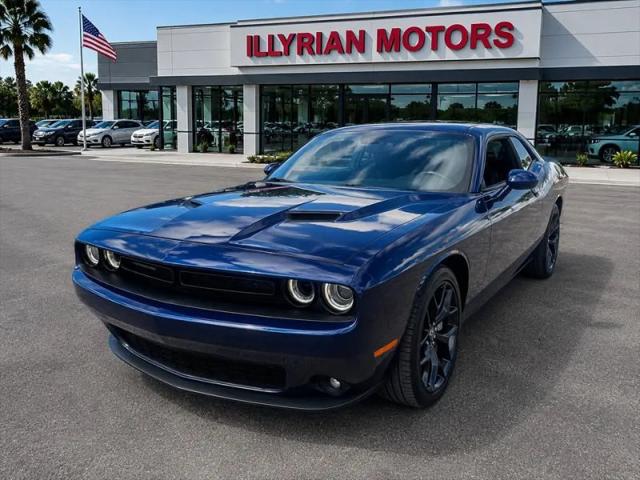 2016 Dodge Challenger SXT Plus