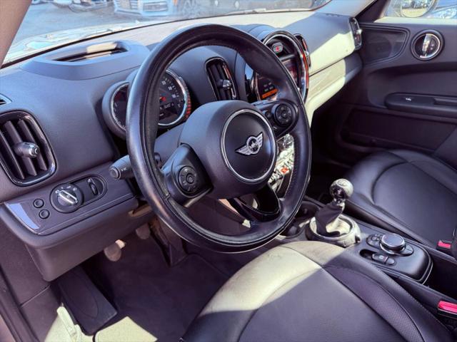 2017 MINI Countryman Cooper