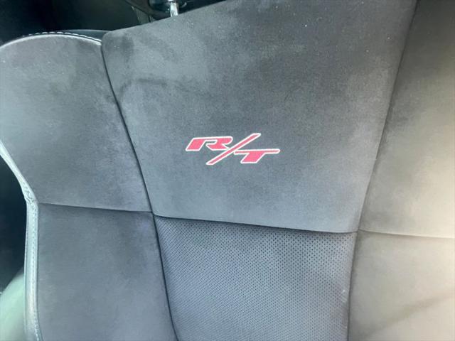 2015 Dodge Challenger R/T Plus