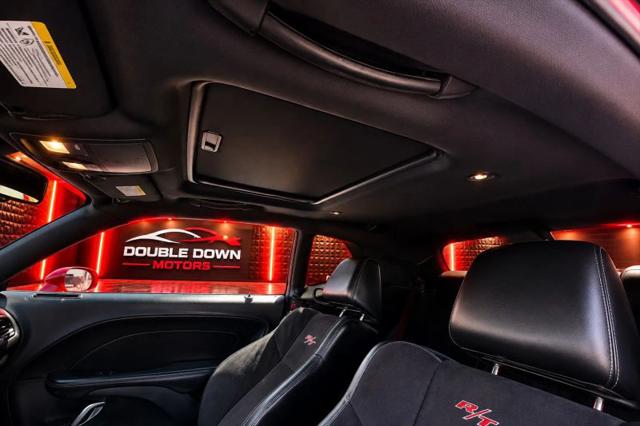 2015 Dodge Challenger R/T Plus