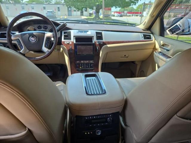 2014 Cadillac Escalade ESV Luxury