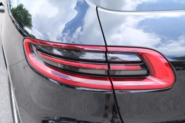 2016 Porsche Macan S