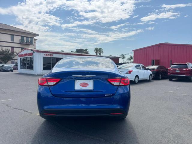 2017 Chrysler 200 Touring