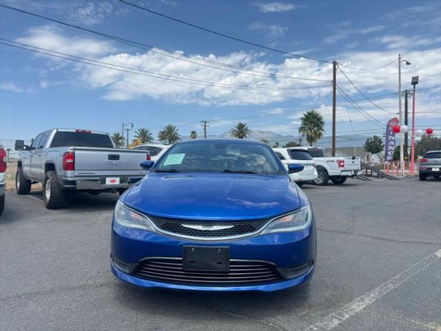2017 Chrysler 200 Touring