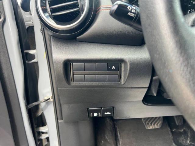2021 Nissan Kicks SR Xtronic CVT